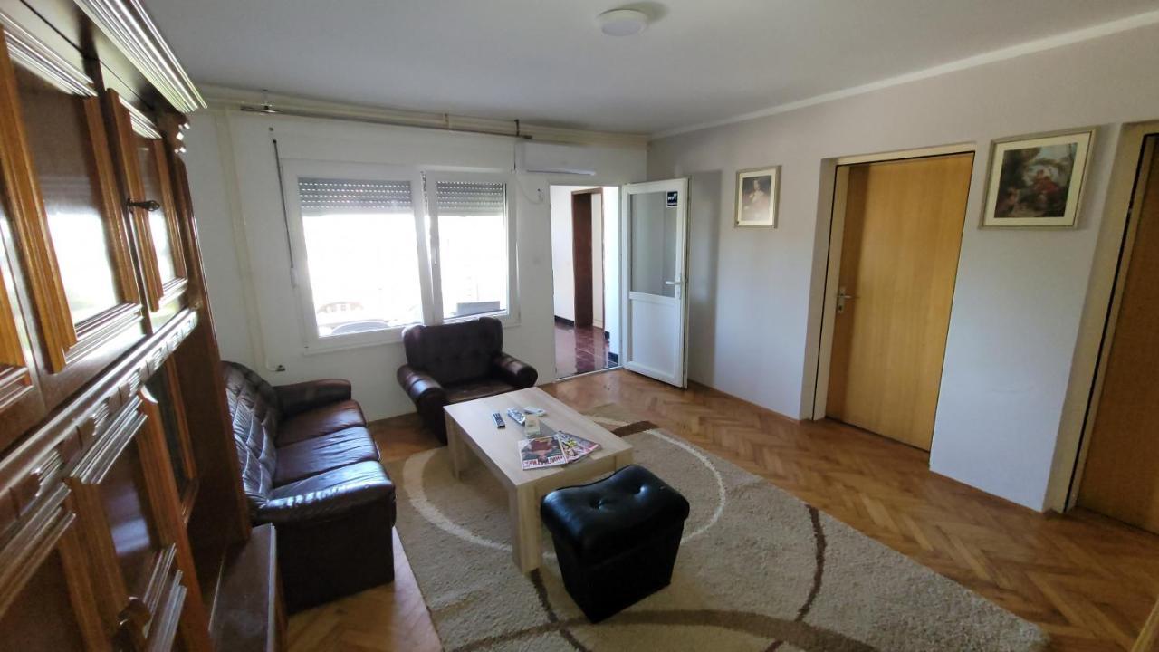 Apartman Progresso Valjevo Exteriör bild